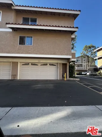 7825 Seaglen Drive 34, Huntington Beach, California 92648