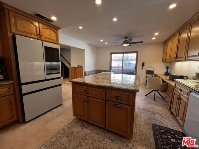 7825 Seaglen Drive 34, Huntington Beach, California 92648