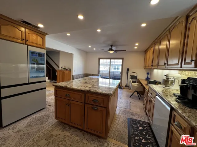 7825 Seaglen Drive 34, Huntington Beach, California 92648