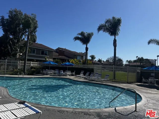 7825 Seaglen Drive 34, Huntington Beach, California 92648