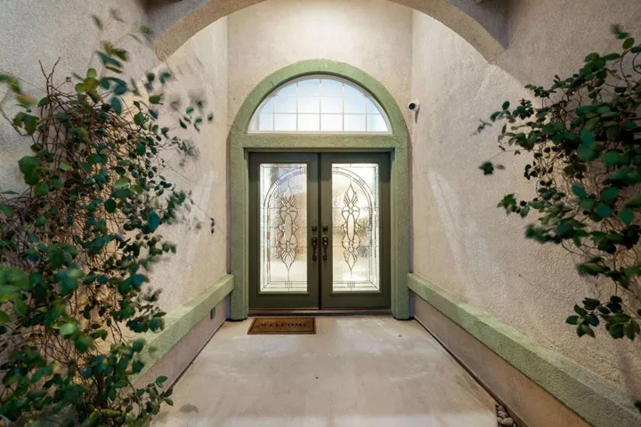 71-web-or-mls-CCBethpage_OPMG_0626_071