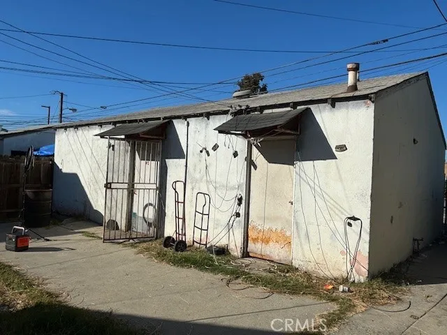 3841 Tweedy, South Gate, California 90280