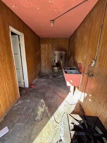3841 Tweedy, South Gate, California 90280
