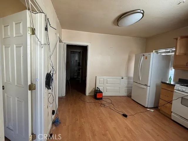 3841 Tweedy, South Gate, California 90280