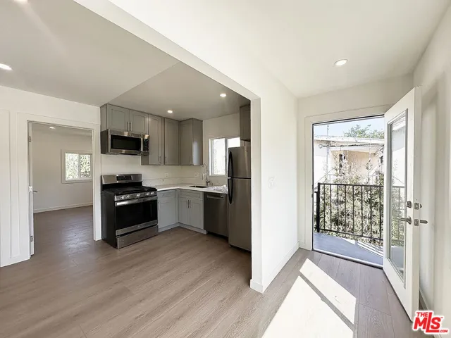 1405 Talmadge Street #3, Los Angeles, California 90027