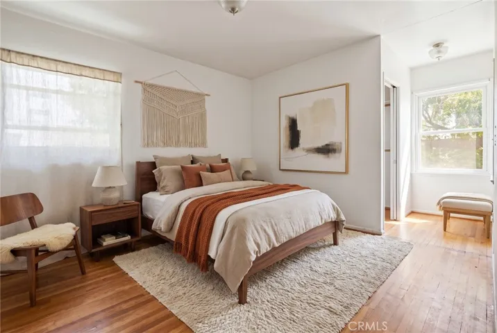 7508 Paso Robles Avenue, Lake Balboa, California 91406