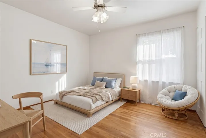 7508 Paso Robles Avenue, Lake Balboa, California 91406