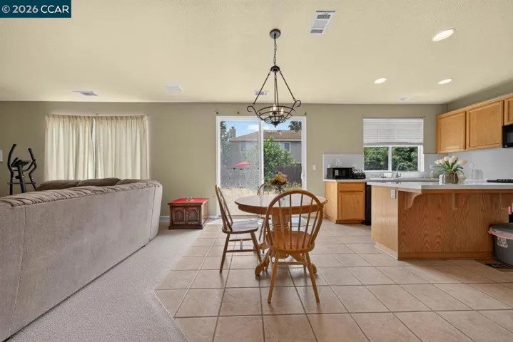 1816 Crown Peak Way, Antioch, California 94531