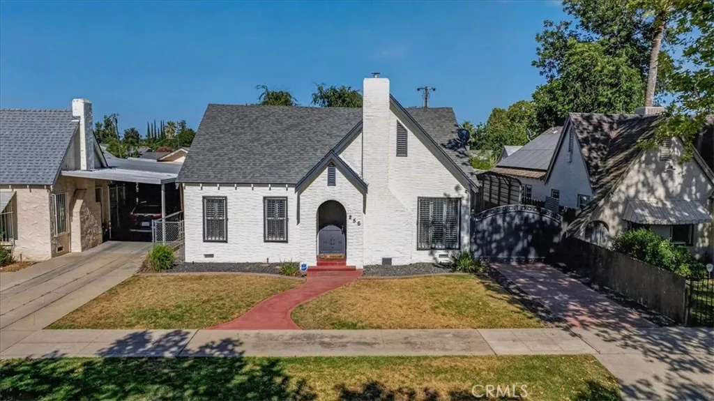256 N Sierra Vista
