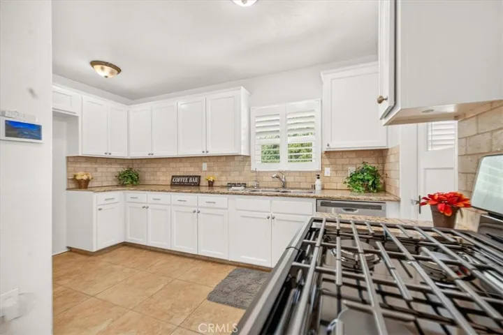 256 N Sierra Vista, Fresno, California 93702