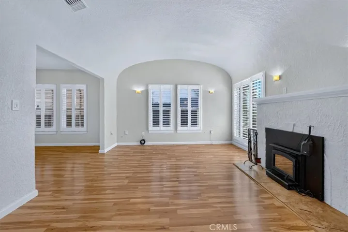 256 N Sierra Vista, Fresno, California 93702