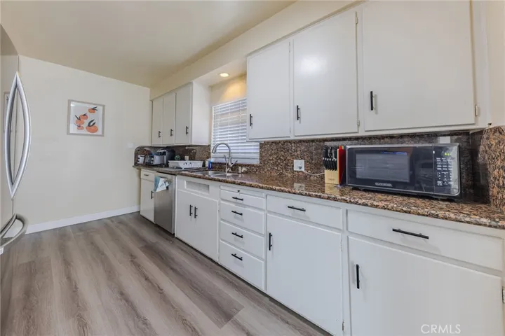 768 W H, Ontario, California 91762