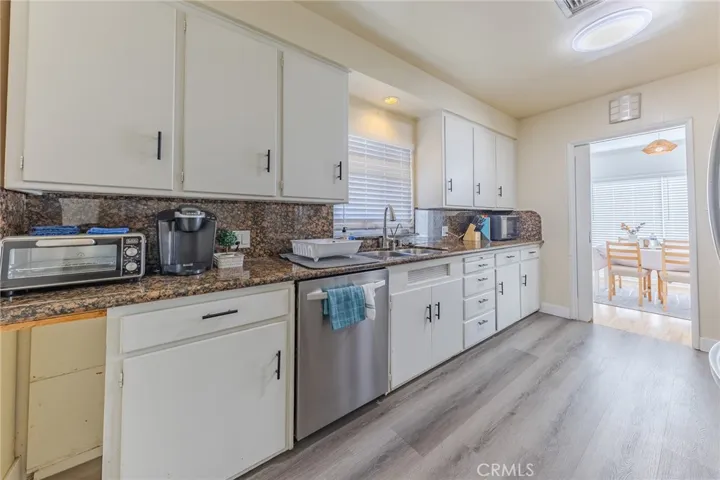 768 W H, Ontario, California 91762