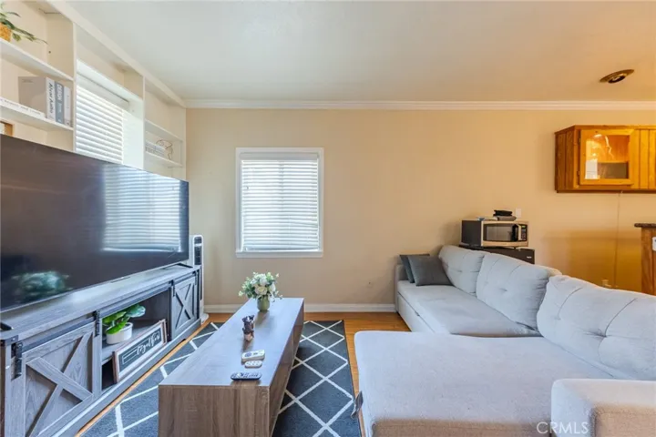 768 W H, Ontario, California 91762