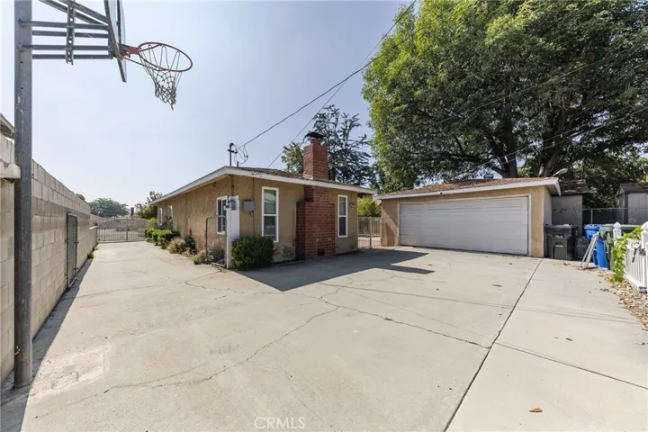 768 W H, Ontario, California 91762