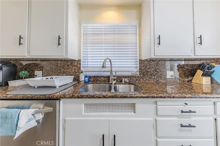 768 W H, Ontario, California 91762