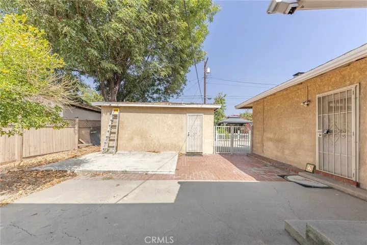768 W H, Ontario, California 91762