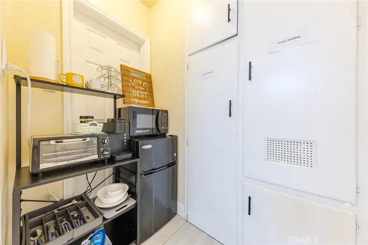 768 W H, Ontario, California 91762