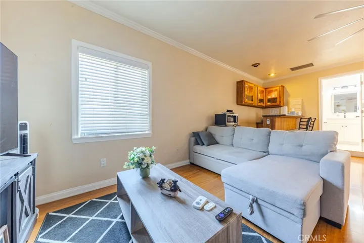 768 W H, Ontario, California 91762