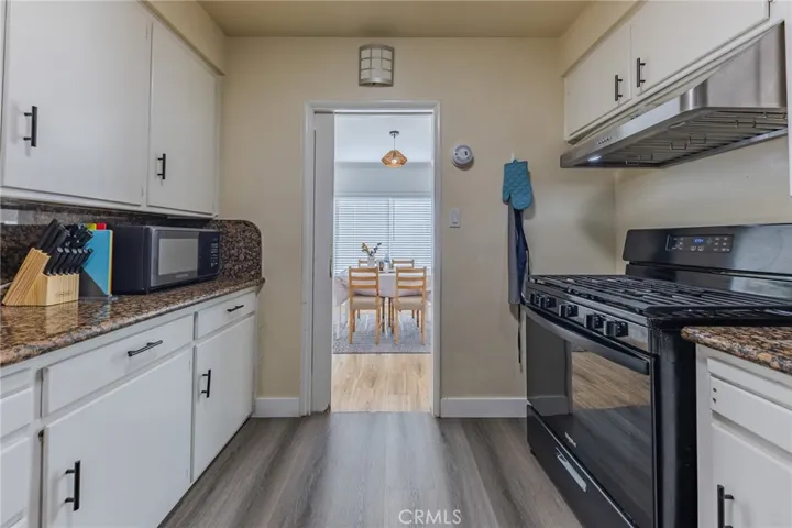 768 W H, Ontario, California 91762