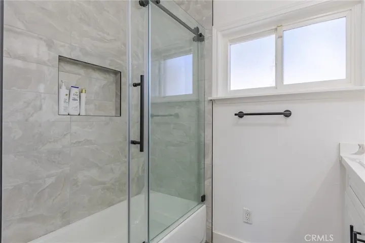 768 W H, Ontario, California 91762