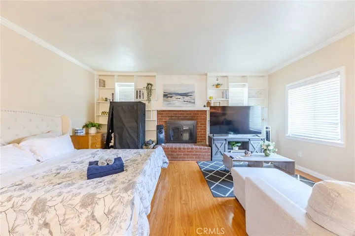 768 W H, Ontario, California 91762