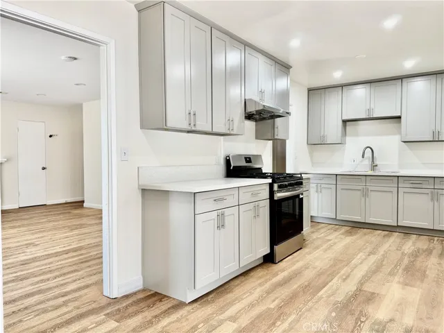 1906 W Kenoak Drive, West Covina, California 91790