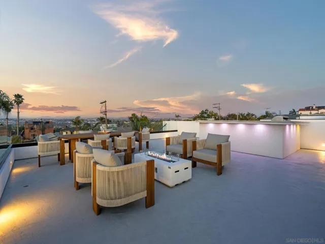 4386 Newport Ave, San Diego, California 92107