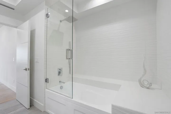 4386 Newport Ave, San Diego, California 92107