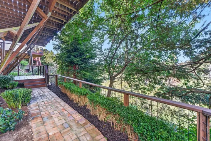 112 Alamo Avenue, Santa Cruz, California 95060