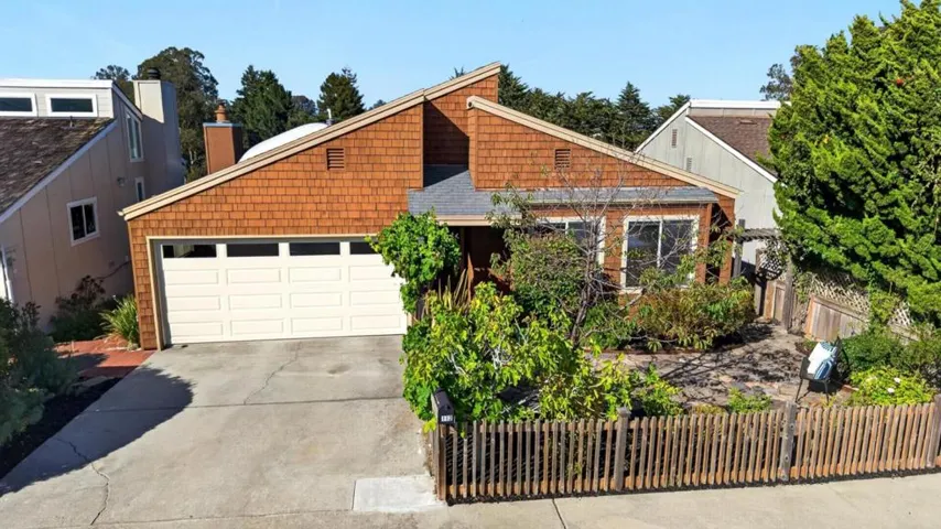 112 Alamo Avenue, Santa Cruz, California 95060