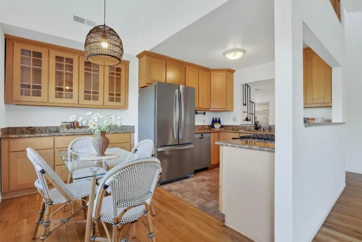112 Alamo Avenue, Santa Cruz, California 95060