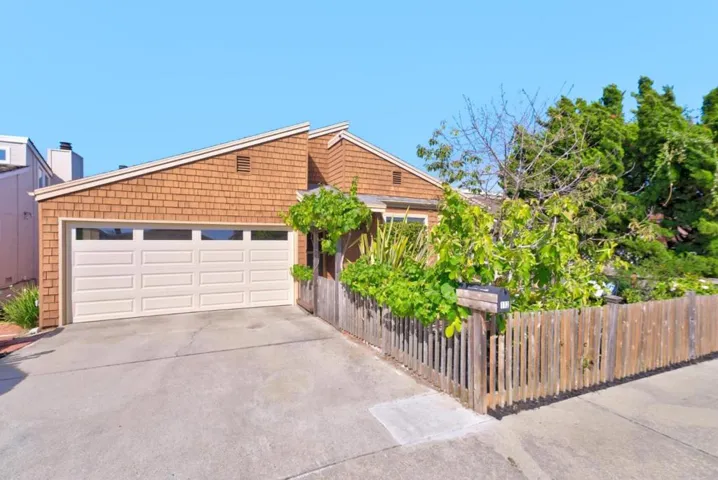 112 Alamo Avenue, Santa Cruz, California 95060