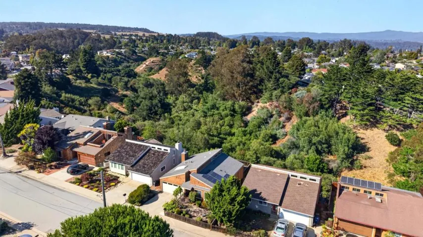 112 Alamo Avenue, Santa Cruz, California 95060