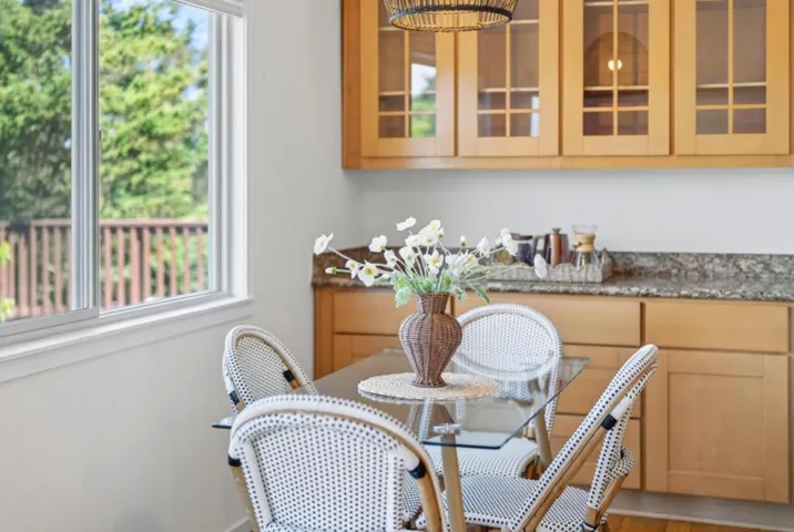 112 Alamo Avenue, Santa Cruz, California 95060