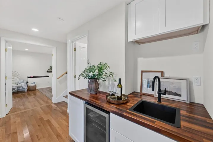112 Alamo Avenue, Santa Cruz, California 95060