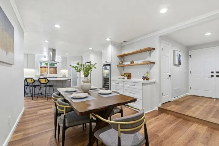 354 Los Pinos Way, San Jose, California 95123