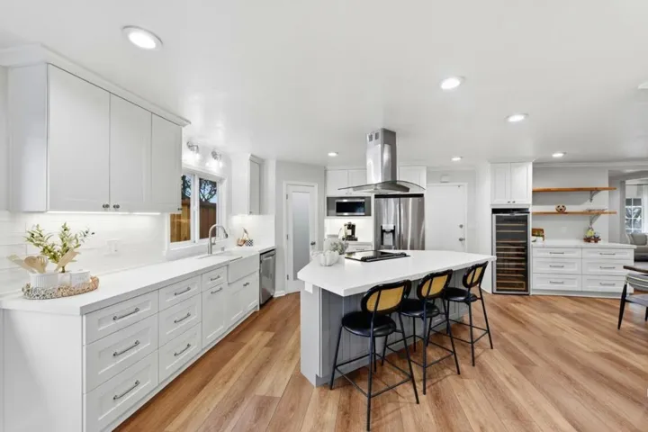 354 Los Pinos Way, San Jose, California 95123