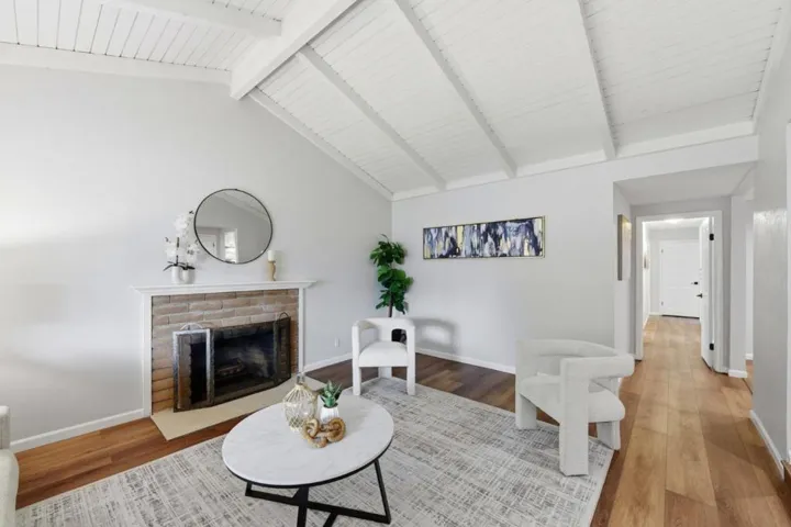 354 Los Pinos Way, San Jose, California 95123