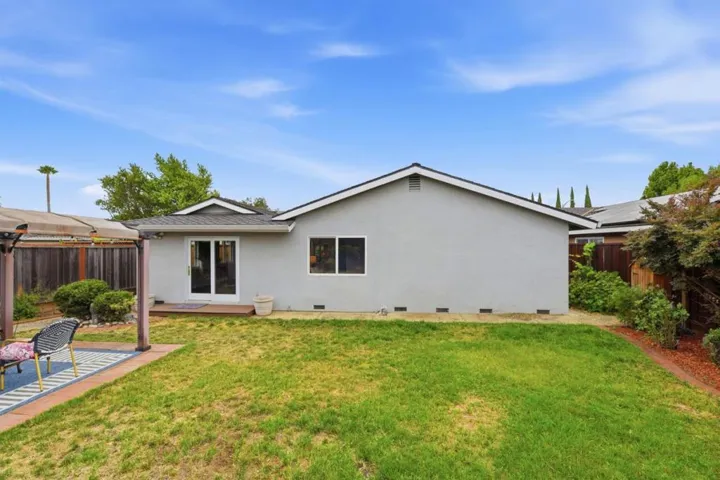 354 Los Pinos Way, San Jose, California 95123