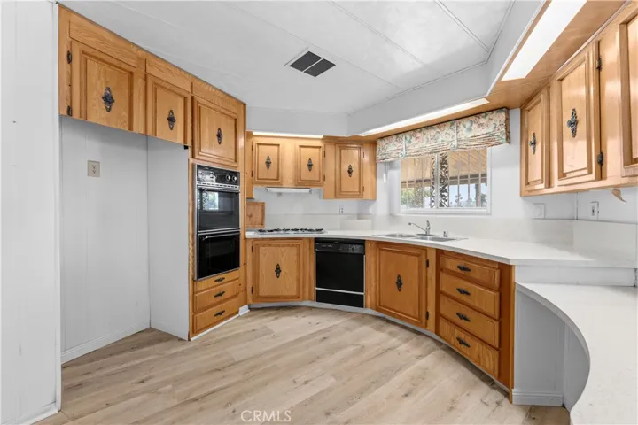 1290 Vista Grande, Hemet, California 92543