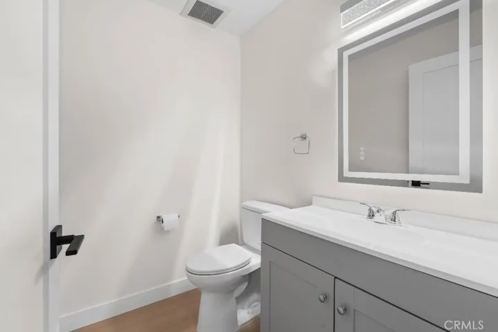 5846 Freeman Avenue A, La Crescenta, California 91214