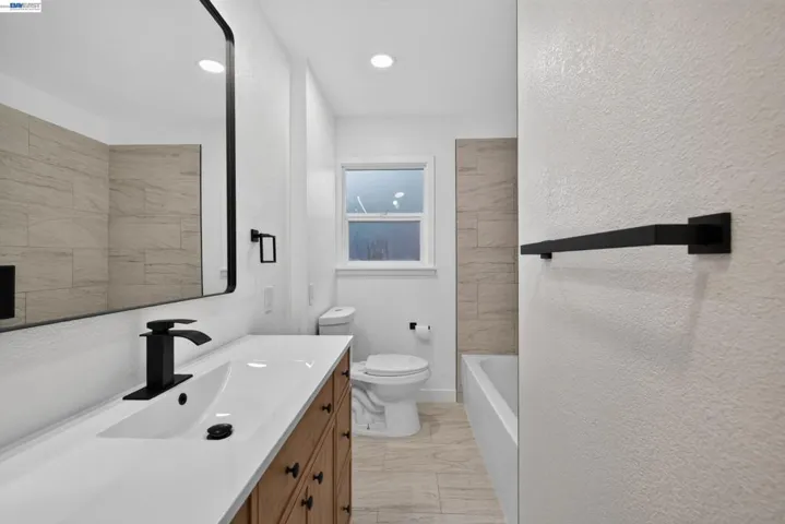 19515 Western Blvd, Hayward, California 94541