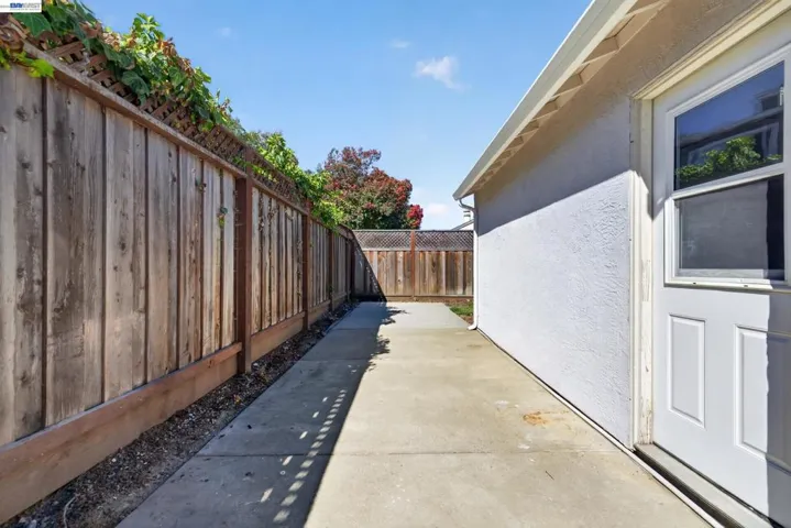 19515 Western Blvd, Hayward, California 94541