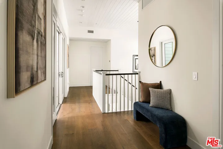 2053 Kerwood Avenue, Los Angeles, California 90025