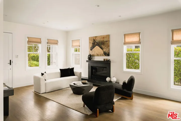 2053 Kerwood Avenue, Los Angeles, California 90025