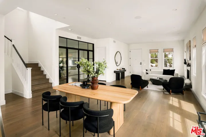 2053 Kerwood Avenue, Los Angeles, California 90025