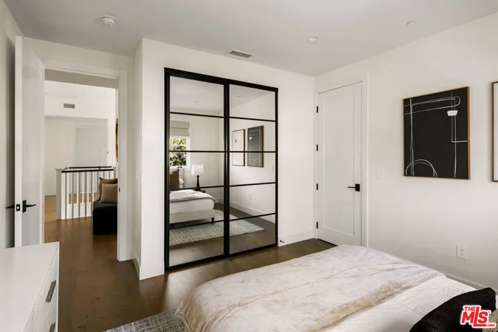 2053 Kerwood Avenue, Los Angeles, California 90025