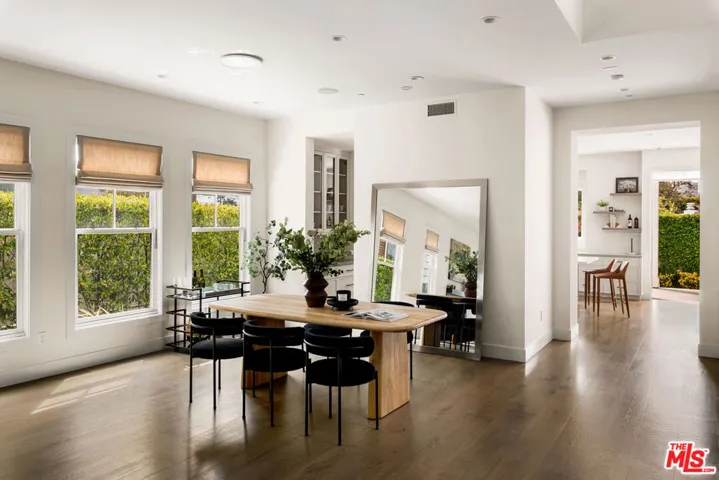 2053 Kerwood Avenue, Los Angeles, California 90025