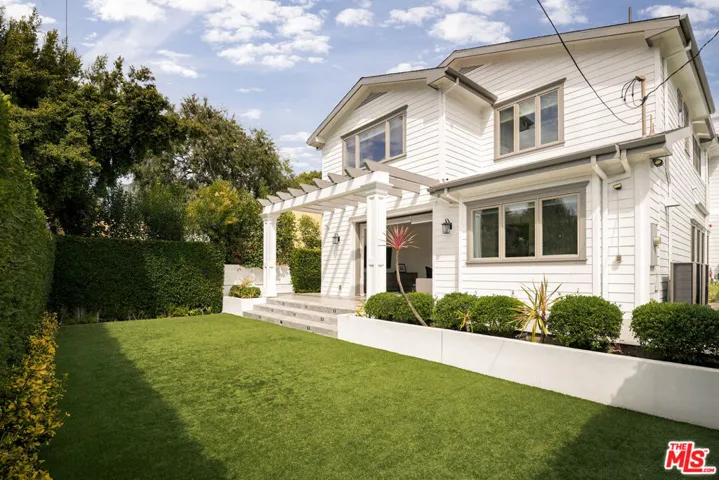 2053 Kerwood Avenue, Los Angeles, California 90025